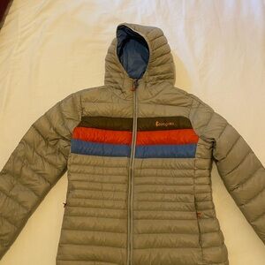 Cotopaxi Women's Puffer Jacket - Gray with Blue and Orange